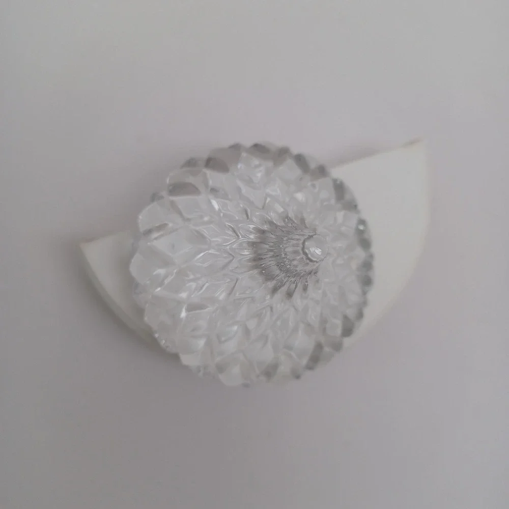 Clear Faceted Crystal Glass Teardrop Paperweight Diamond Point‎ Figurine 3 Inch